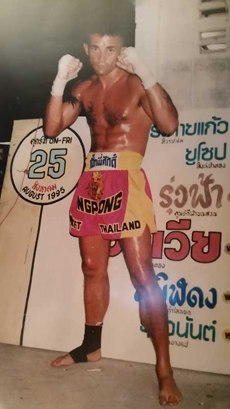  Plus de 30 ans d' expérience Dans le monde de la boxe Thai en thailande